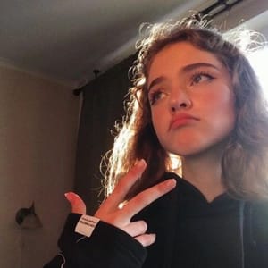 User cmyibdtnrxm